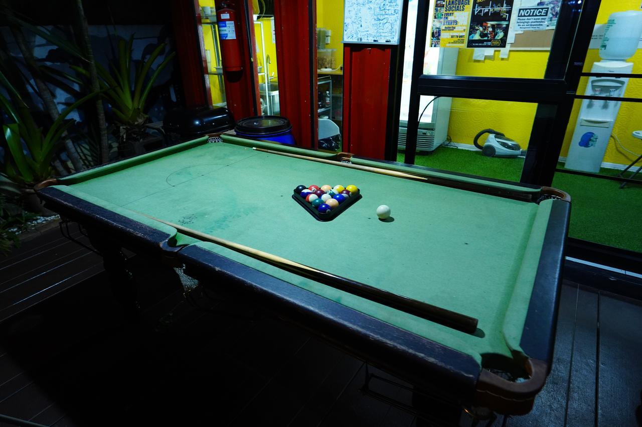 At Box Hostel Chiang Mai Exterior foto