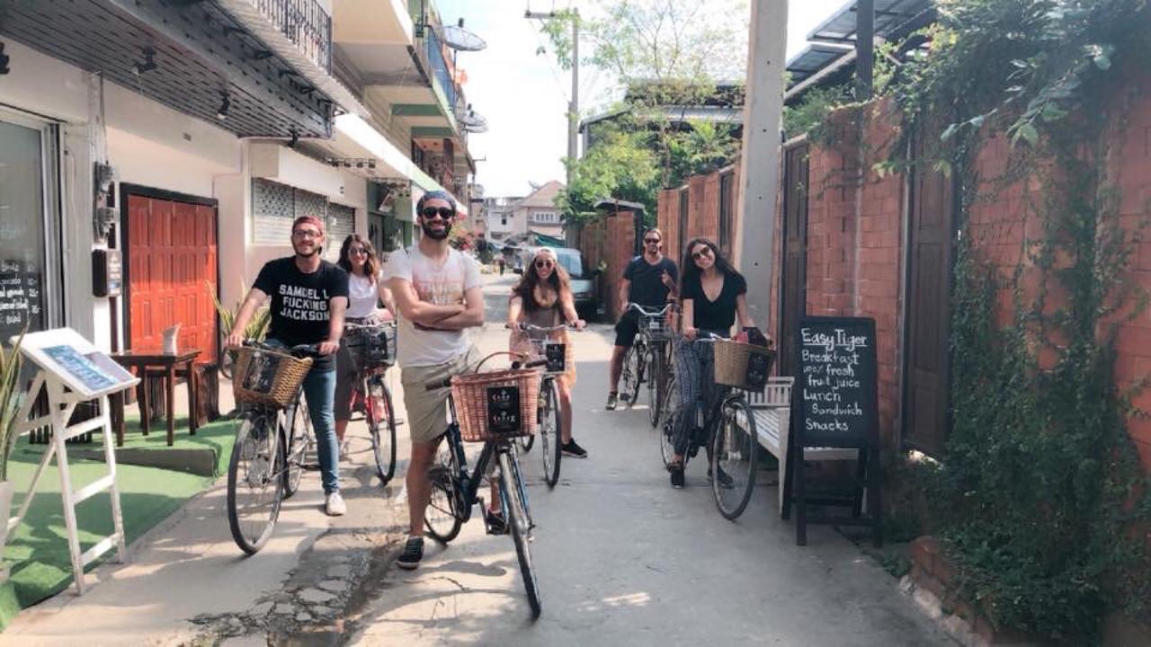 At Box Hostel Chiang Mai Exterior foto